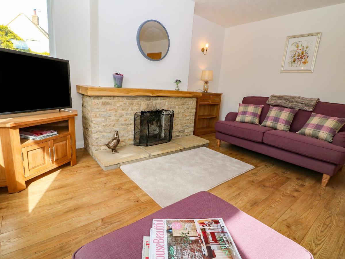 Honeystones Vila Witney Exterior foto