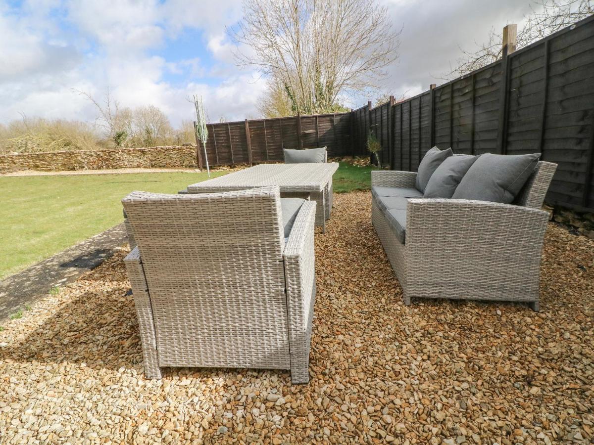 Honeystones Vila Witney Exterior foto